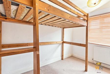 6 bedroom Semi-detached house for sale in Loftin Way, Chelmsford, CM2