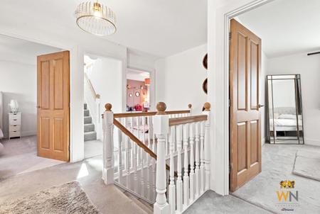 5 bedroom Detached house for sale in Magnolia Crescent, Great Warley, Brentwood, CM13