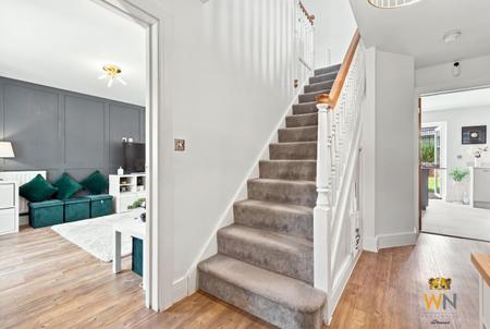 5 bedroom Detached house for sale in Magnolia Crescent, Great Warley, Brentwood, CM13