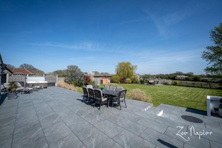 6 bedroom Detached house for sale in Romford