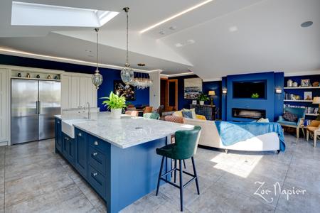 6 bedroom Detached house for sale in Romford