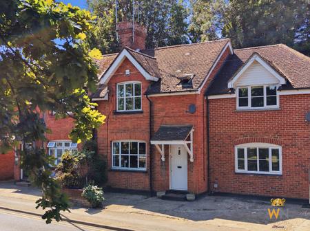 3 bedroom Terraced House for sale in Rayleigh Road, Hutton, Brentwood, CM13