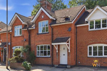 3 bedroom Terraced House for sale in Rayleigh Road, Hutton, Brentwood, CM13