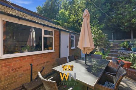 5 bedroom Terraced House for sale in Rayleigh Road, Hutton, Brentwood, CM13