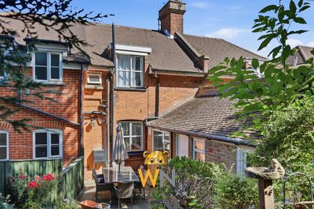 5 bedroom Terraced House for sale in Rayleigh Road, Hutton, Brentwood, CM13