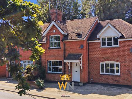 5 bedroom Terraced House for sale in Rayleigh Road, Hutton, Brentwood, CM13