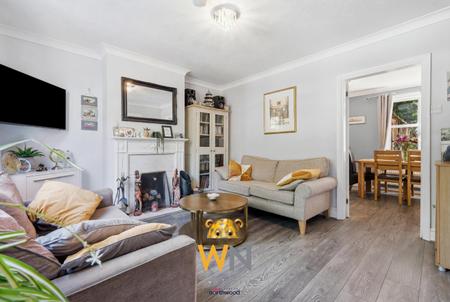 5 bedroom Terraced House for sale in Rayleigh Road, Hutton, Brentwood, CM13