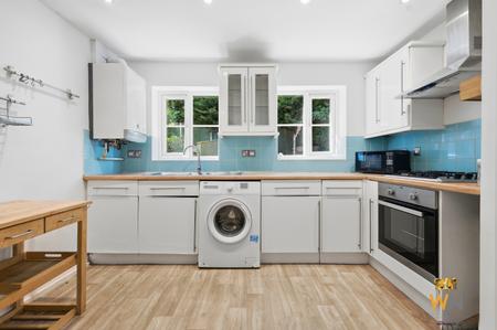 2 bedroom Terraced House for sale in Rayleigh Road, Hutton, Brentwood, CM13