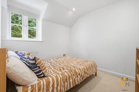 2 bedroom Terraced House for sale in Rayleigh Road, Hutton, Brentwood, CM13