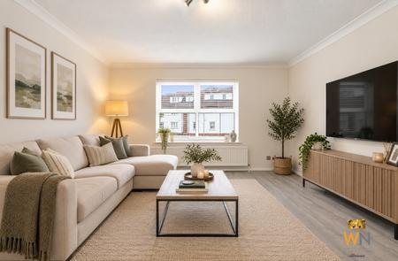 2 bedroom Flat for sale in Rayleigh Road, Hutton, Brentwood, CM13