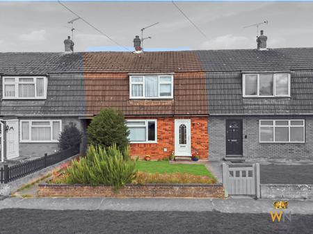 3 bedroom Terraced House for sale in Rutland Road, Springfield, Chelmsford, CM1