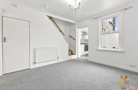 2 bedroom Terraced House for sale in Springfield Road, Chelmsford, CM2
