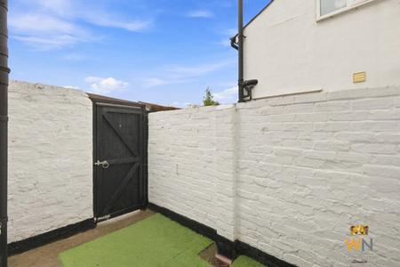 2 bedroom Terraced House for sale in Springfield Road, Chelmsford, CM2