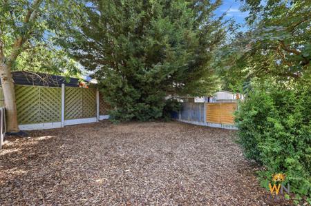 3 bedroom Semi-detached bungalow for sale in St. Marys Avenue, Shenfield, Brentwood, CM15