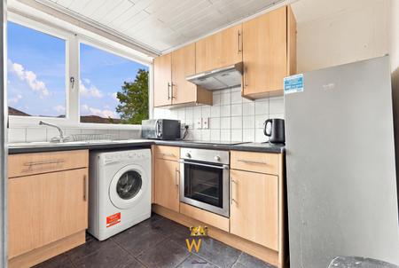 5 bedroom Terraced House for sale in Sunrise Avenue, Chelmsford, CM1