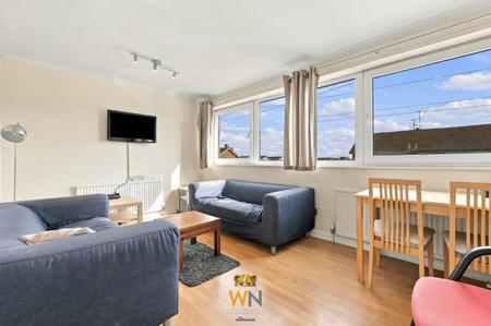 5 bedroom Terraced House for sale in Sunrise Avenue, Chelmsford, CM1