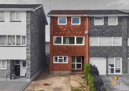 Sunrise Avenue, Chelmsford, CM1