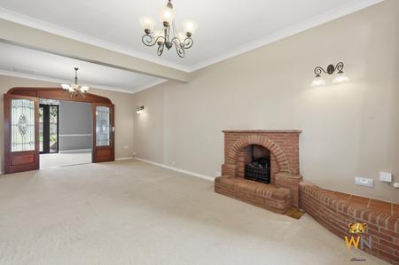 4 bedroom Detached house for sale in Surman Crescent, Hutton, Brentwood, CM13