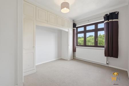 4 bedroom Detached house for sale in Surman Crescent, Hutton, Brentwood, CM13