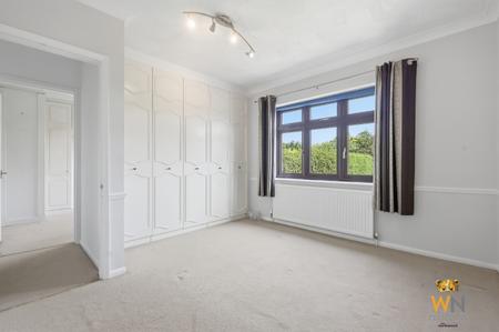 4 bedroom Detached house for sale in Surman Crescent, Hutton, Brentwood, CM13
