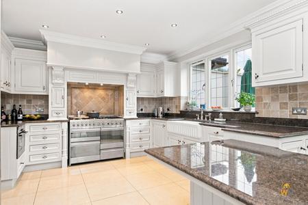 4 bedroom Detached house for sale in Surman Crescent, Hutton, CM13