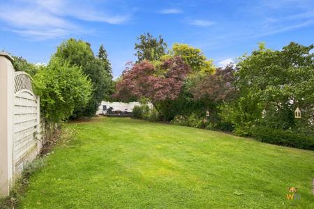 4 bedroom Detached house for sale in Surman Crescent, Hutton, CM13