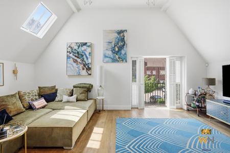 3 bedroom Flat for sale in The Galleries, Warley, Brentwood, CM14