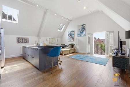 3 bedroom Flat for sale in The Galleries, Warley, Brentwood, CM14