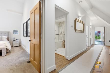 3 bedroom Flat for sale in The Galleries, Warley, Brentwood, CM14