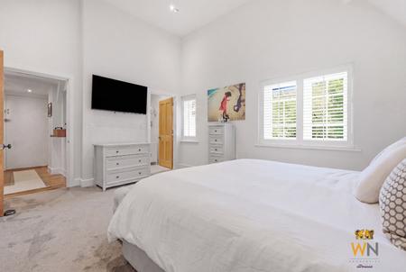 3 bedroom Flat for sale in The Galleries, Warley, Brentwood, CM14
