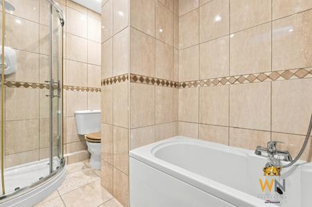 2 bedroom Apartment for sale in Thorndon Park, Ingrave, Brentwood, CM13