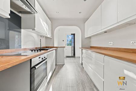 3 bedroom End of terrace house for sale in Wainwright Avenue, Hutton, CM13