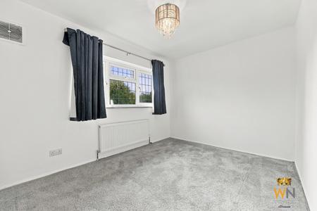3 bedroom End of terrace house for sale in Wainwright Avenue, Hutton, CM13