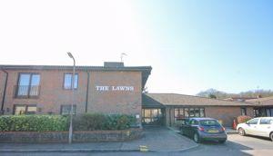1 bedroom Flat for sale in Uplands Road, Warley, Brentwood, CM14