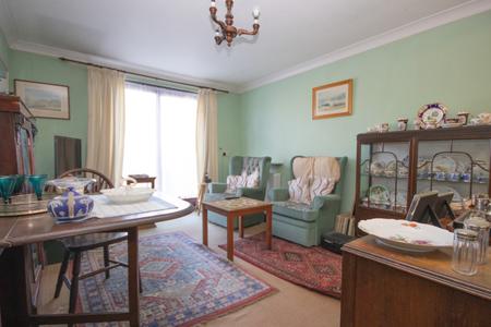 1 bedroom Flat for sale in Uplands Road, Warley, Brentwood, CM14