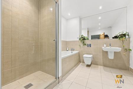 2 bedroom Apartment for sale in The Galleries, Warley, Brentwood, CM14