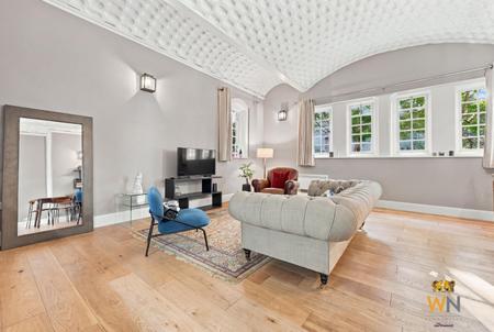 2 bedroom Apartment for sale in The Galleries, Warley, Brentwood, CM14