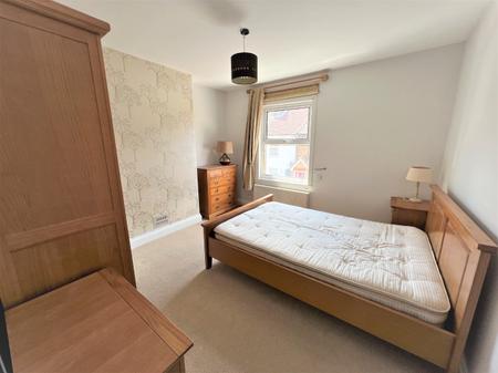 2 bedroom Terraced House to let in Alfred Road, Brentwood, CM14