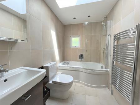 2 bedroom Terraced House to let in Alfred Road, Brentwood, CM14