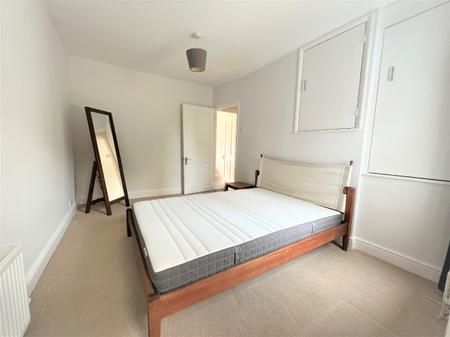 2 bedroom Terraced House to let in Alfred Road, Brentwood, CM14