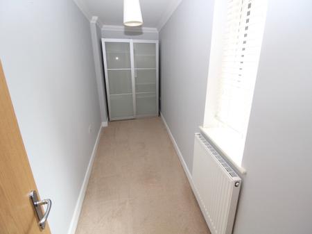 3 bedroom Flat to let in Buttercross Lane, Epping, CM16