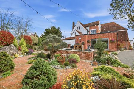 4 bedroom Detached house to let in Ramsden Bellhouse
