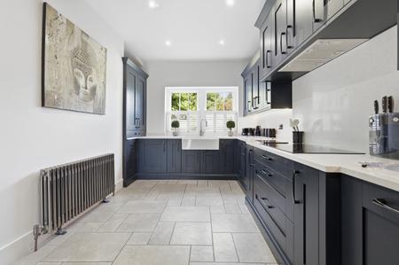 4 bedroom Detached house to let in Ramsden Bellhouse