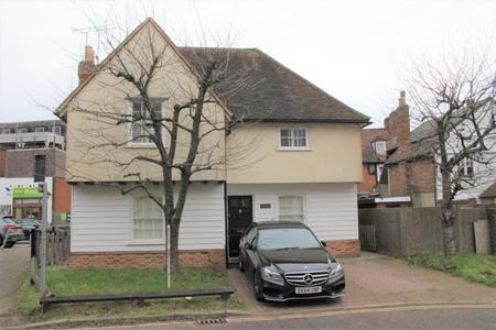 1 bedroom Flat to let in Haslers Mews, Ingatestone, CM4