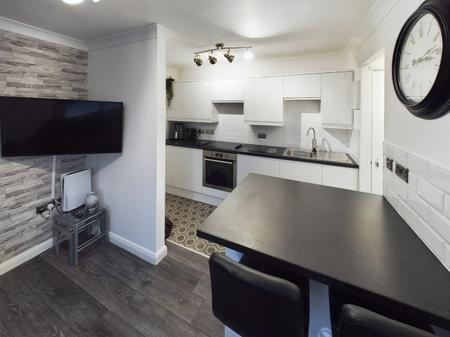 1 bedroom Flat to let in Inkerpole Place, Chelmsford, CM2