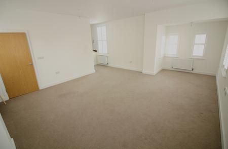 2 bedroom Semi-detached house to let in Mary Munnion Quarter, Chelmsford, CM2