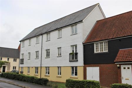2 bedroom Flat to let in Saines Road, Little Dunmow, CM6