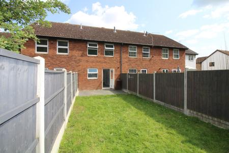 3 bedroom Terraced House to let in Sheppard Drive, Chelmsford, CM2
