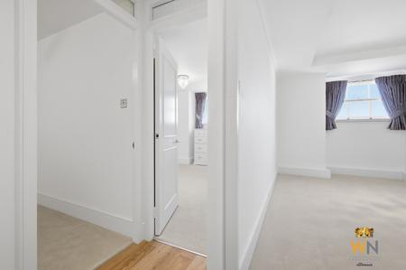 3 bedroom Flat to let in Thorndon Park, Ingrave, Brentwood, CM13