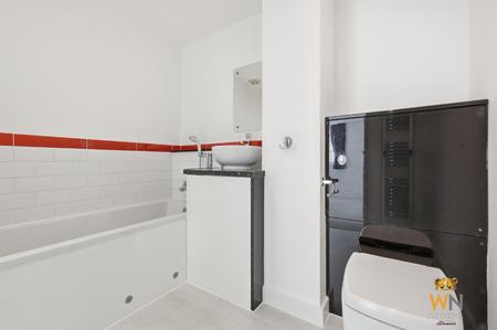 3 bedroom Flat to let in Thorndon Park, Ingrave, Brentwood, CM13